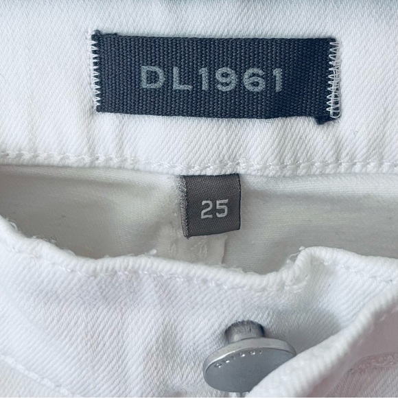 DL1961 Florence Instasculpt Crop Skinny Jeans 25 Mid Rise Porcelain White NWT - Picture 7 of 7